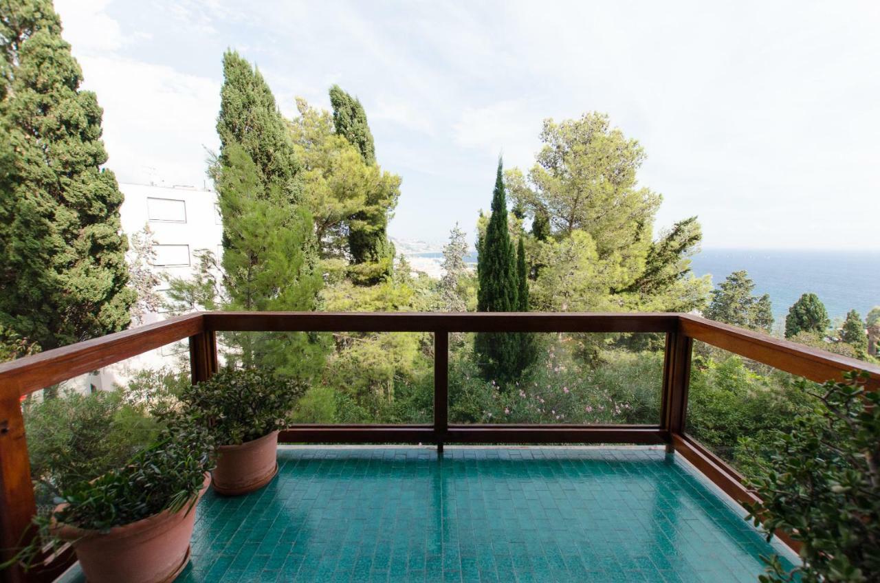 Luxury Apartment With Bay View Sanremo Luaran gambar