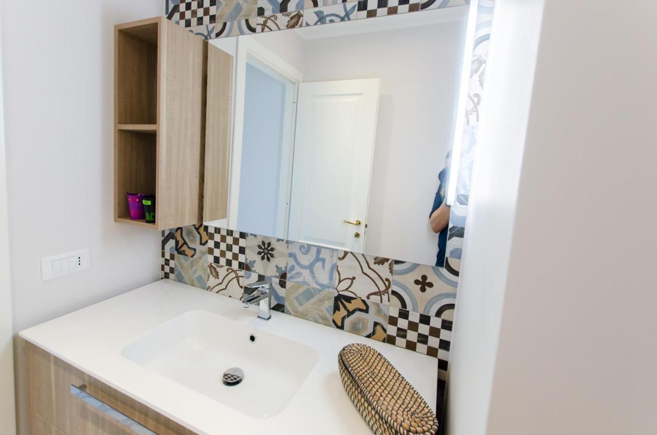 Luxury Apartment With Bay View Sanremo Luaran gambar